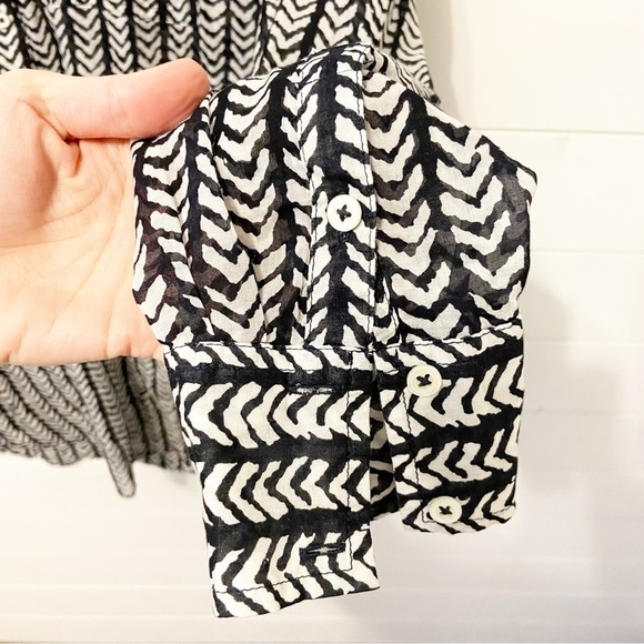 J.Crew | Herringbone Half Button Down Tunic Top Size Small - Picture 7 of 10